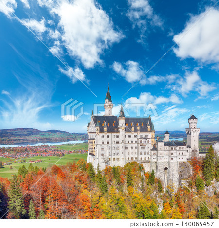Astonishing view of famous Neuschwanstein Castle in autumn. 130065457