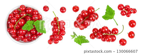 Red currant berries in a ceramic bowl with leaf isolated on white background. Top view. Flat lay 130066607