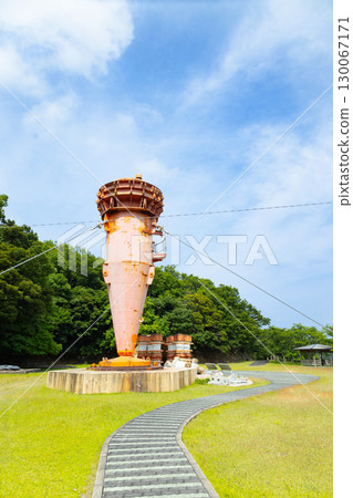 歐米茄公園:被拆除的歐米茄塔的一部分 歐米茄公園:被拆除的歐米茄塔的一部分 130067171