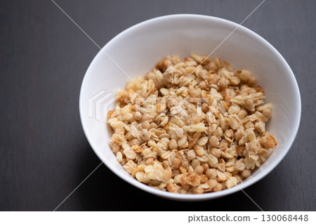 Granola cereal image 130068448