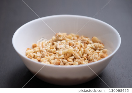 Granola cereal image Granola cereal image 130068455