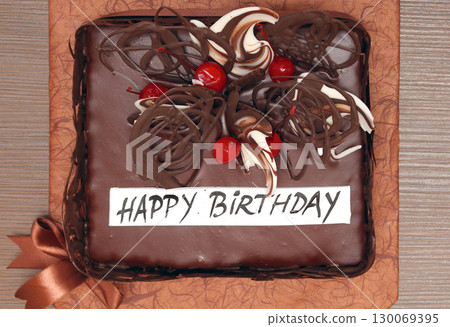 Happy birthday cake 130069395