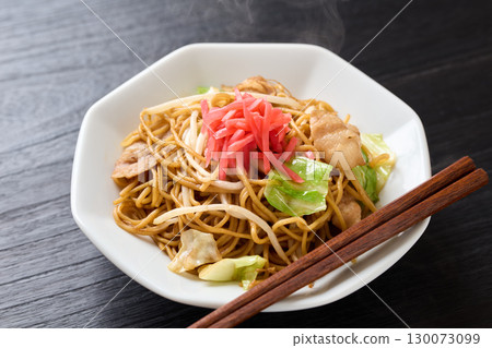 Sauce Fried Noodles Sauce Fried Noodles 130073099