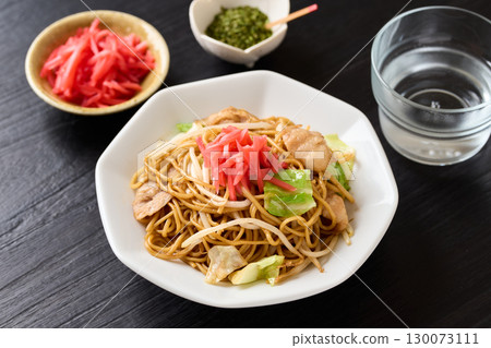 醬炒麵 130073111