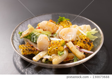 Scallop and grilled corn salad (burnt butter and soy sauce) 130073688