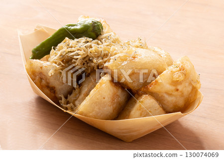 柚子胡椒炸芋頭和小沙丁魚 130074069