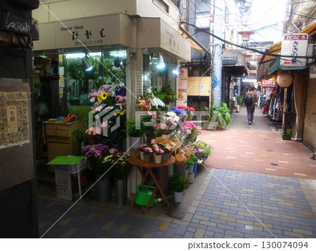 Flower shop Flower shop 130074094