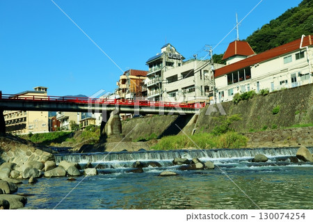 流經箱根湯本的早川 130074254