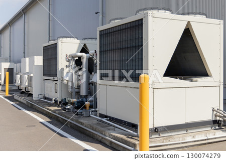 Outdoor Machinery 130074279