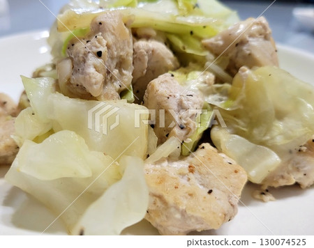 Delicious chicken cabbage Delicious chicken cabbage 130074525