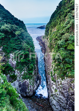 Morning view of Umagase [Hyuga City, Miyazaki Prefecture] 130074627