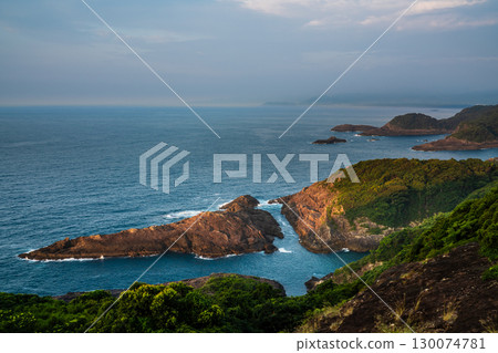Morning view of the sea of the Cruz where wishes come true [Hyuga City, Miyazaki Prefecture] 130074781