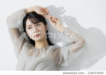 模特兒擺姿勢 130075448
