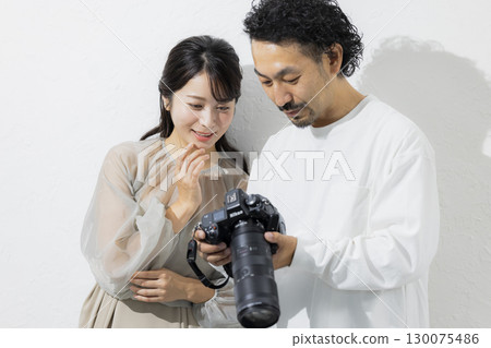 模特和攝影師 130075486