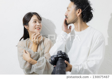 模特和攝影師 130075487
