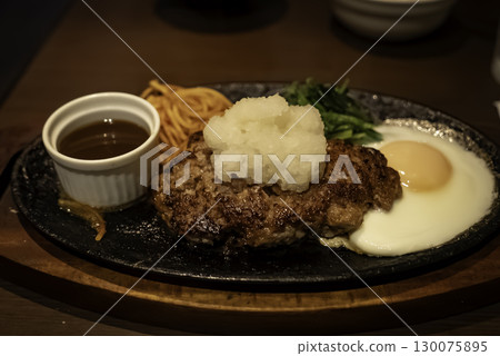 日式漢堡牛排 130075895