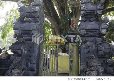 Tirta Empul Temple, Ubud, Bali Tirta Empul Temple, Ubud, Bali 130078059
