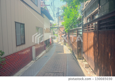 [Shibu Onsen] Stone-paved alley [Yamanouchi Town, Shimotakai District] 130085030