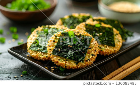 Crispy Rice Cake with Nori Seaweed 130085483