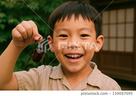 Scenes from the Showa era: Catching a rhinoceros beetle 130087095