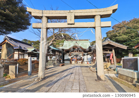 Otsubo Hachiman Shrine, where a memorial stone for dentures is located in the grounds of Hayama-cho, Shimonoseki City 130090945