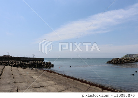 Sea	 130093876