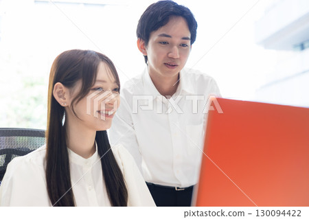 商務人士 130094422