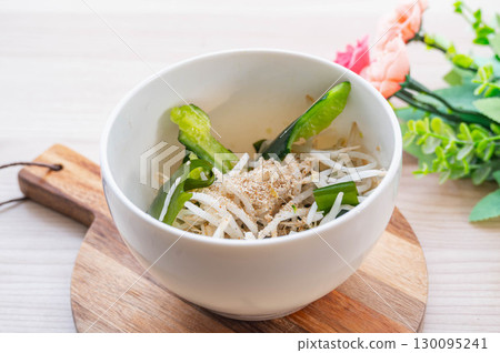 黃瓜裙帶菜沙拉 黃瓜裙帶菜沙拉 130095241