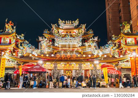 台灣,松山慈佑宮 *部分區域為柔焦 台灣,松山慈佑宮 *部分區域為柔焦 130100284