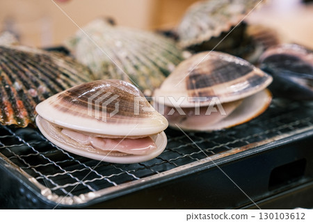 Robatayaki clams 130103612