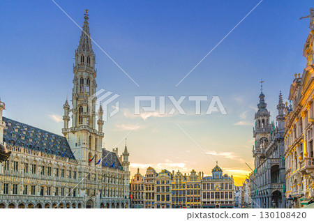 The Grand-Place Grote Markt Big Market square in Brussels city historical center,  Town Hall Brabantine Gothic style, King's House Bread House Brussels City Museum and Guilds of Brussels, Belgium 130108420