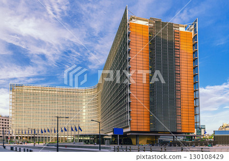 Berlaymont building houses the headquarters of the European Commission on Rue de la Loi Wetstraat Law Street in European Quarter of Brussels city, Brussels-Capital Region, Belgium 130108429