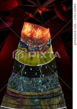 [Osaka Expo 2025] Sci-fi-style exhibits and IPS cells inside the Pasona Pavilion [Visiting the popular pavilion] 130110969
