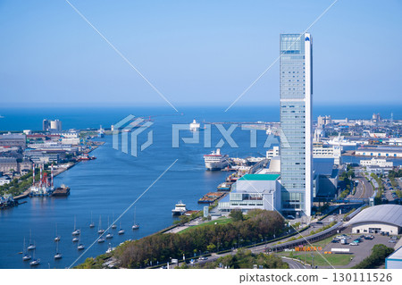 Two car ferries (Sado Kisen Tokiwa Maru and Shin Nihonkai Ferry Yukari) entering Niigata Port Two car ferries (Sado Kisen Tokiwa Maru and Shin Nihonkai Ferry Yukari) entering Niigata Port 130111526