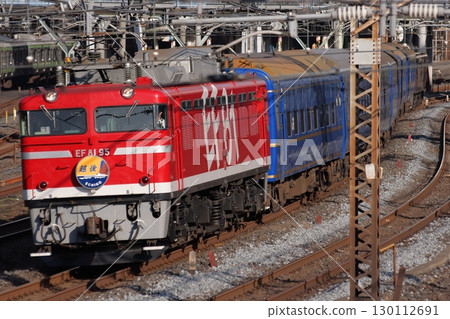 EF81-95型機車作為組團列車運行，24輛系列客車編組（青森車）_2010/9/4照片 130112691