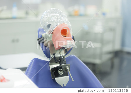 牙科治療訓練模型 130113356