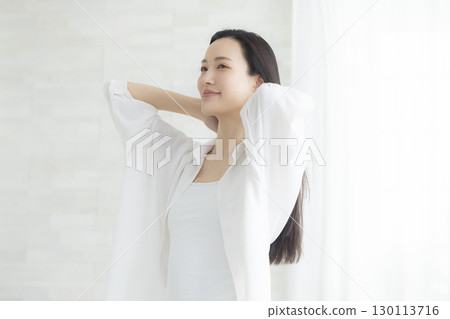 Women who do hair care 130113716