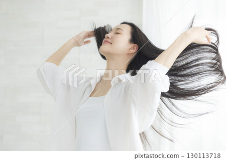 Women who do hair care 130113718