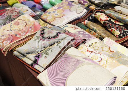 和服腰帶和 obijime obiage 和服商店和和服租賃的圖片 130121168