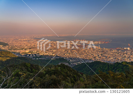 Hyogo Prefecture: One of Japan's three greatest night views: the evening view from Kobe Kikuseidai 130121605