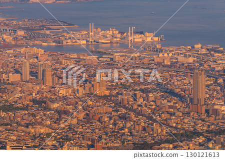 兵庫縣：日本三大夜景之一：神戶掬星台的夜景 130121613