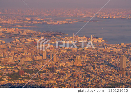 兵庫縣：日本三大夜景之一：神戶掬星台的夜景 130121620