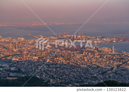 兵庫縣:日本三大夜景之一:神戶掬星台的夜景 兵庫縣:日本三大夜景之一:神戶掬星台的夜景 130121622