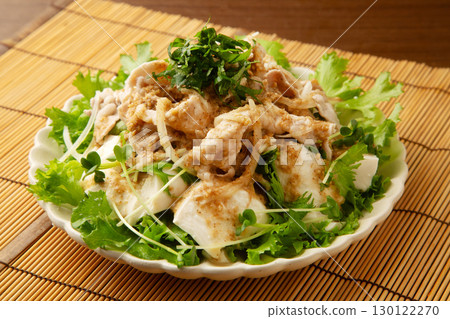 Cold tofu shabu-shabu salad 130122270