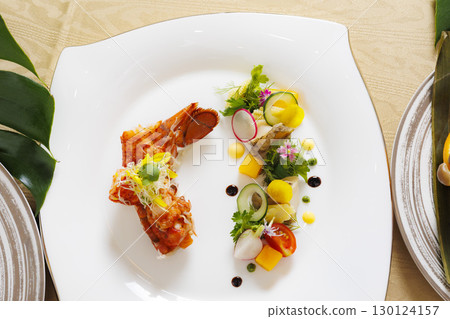 美味的法國開胃菜：龍蝦沙拉圖片 130124157