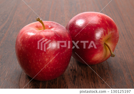 來自紐西蘭的 Dazzle 蘋果 來自紐西蘭的 Dazzle 蘋果 130125197