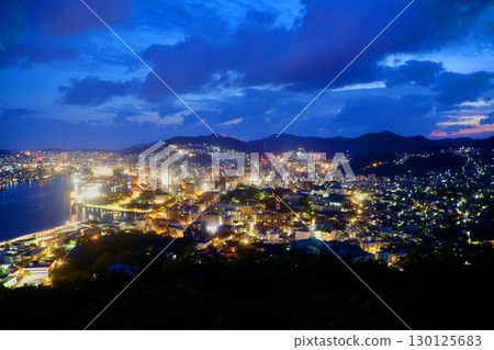 Nagasaki night view before dawn (Nagasaki City, Nagasaki Prefecture) 130125683
