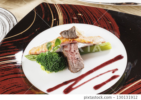 French course main beef steak 130131912
