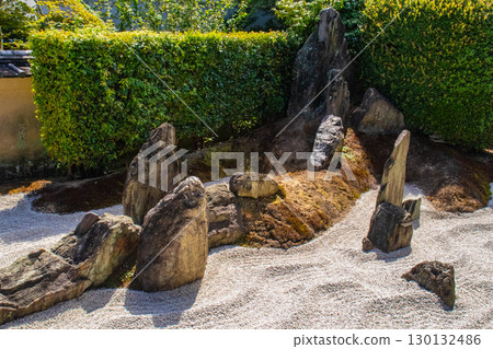 【京都風光】瑞鳳院：活力四射的枯山水庭園“獨座亭” 130132486