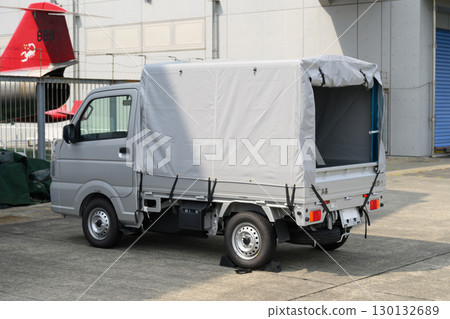 航空自衛隊輕型卡車 130132689